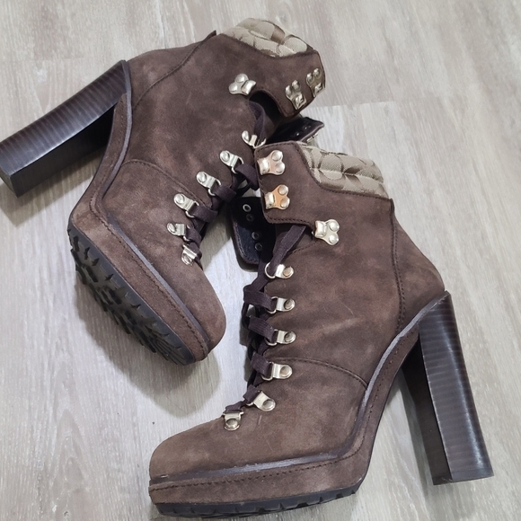 Coach Carol Waxed Suede Boots, Sz 8 - Picture 11 of 11